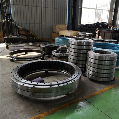 16271001 External Gear Slewing Ring Bearings (124.8*98.375*11.25inch) for Wind turbines