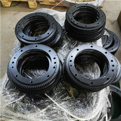 16339001 External Gear Slewing Ring Bearings (27.362*18.78*3.03inch) for Wind turbines