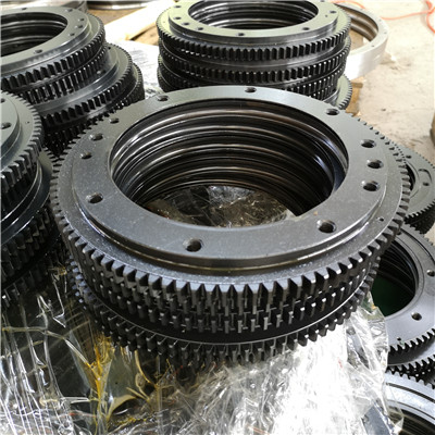 16344001 External Gear Slewing Ring Bearings (63.15*47.84*5.118inch) for Wind turbines