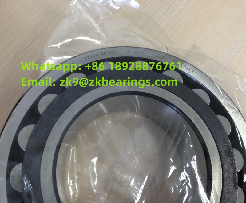 22228 CC/W33 Spherical Roller Bearing 140x250x68 mm